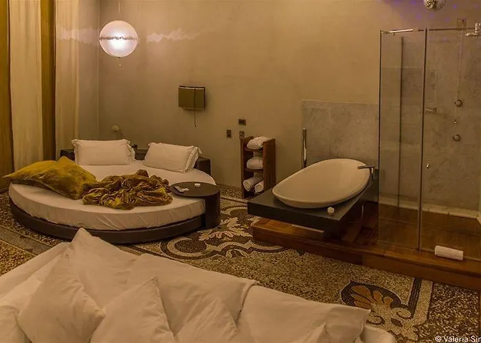 Bed & Breakfast Suitesistina For Brave Lovers 4*