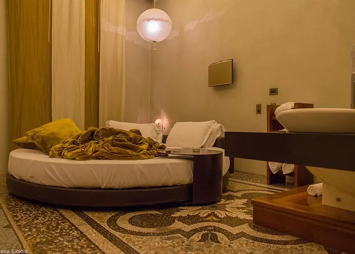 Suitesistina For Brave Lovers 4* Rome